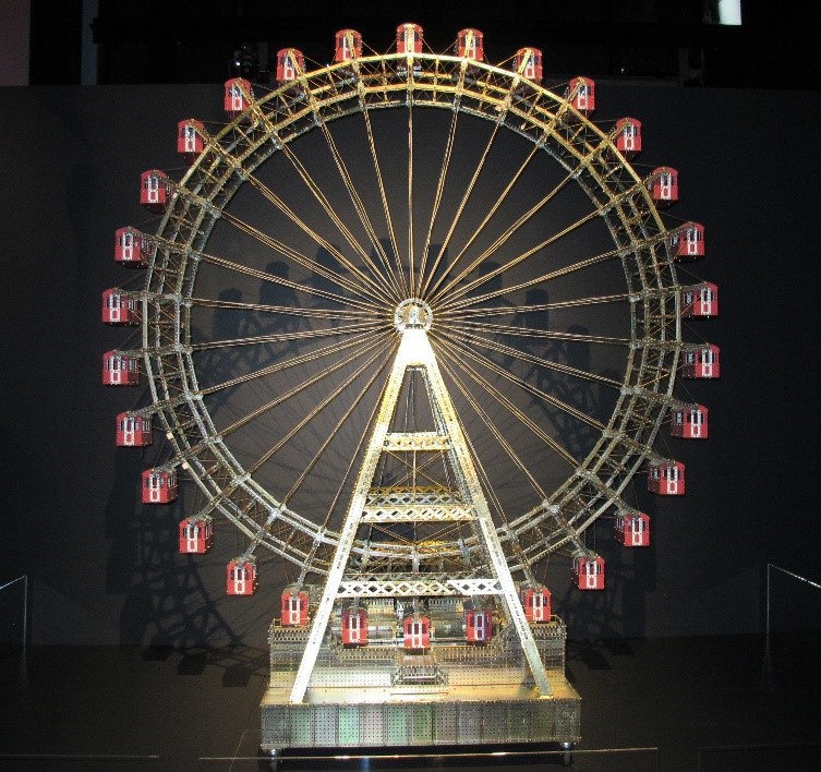 Scale model of a Ferris Wheel